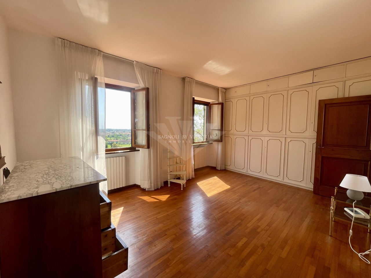 Villa con giardino a Pietrasanta
