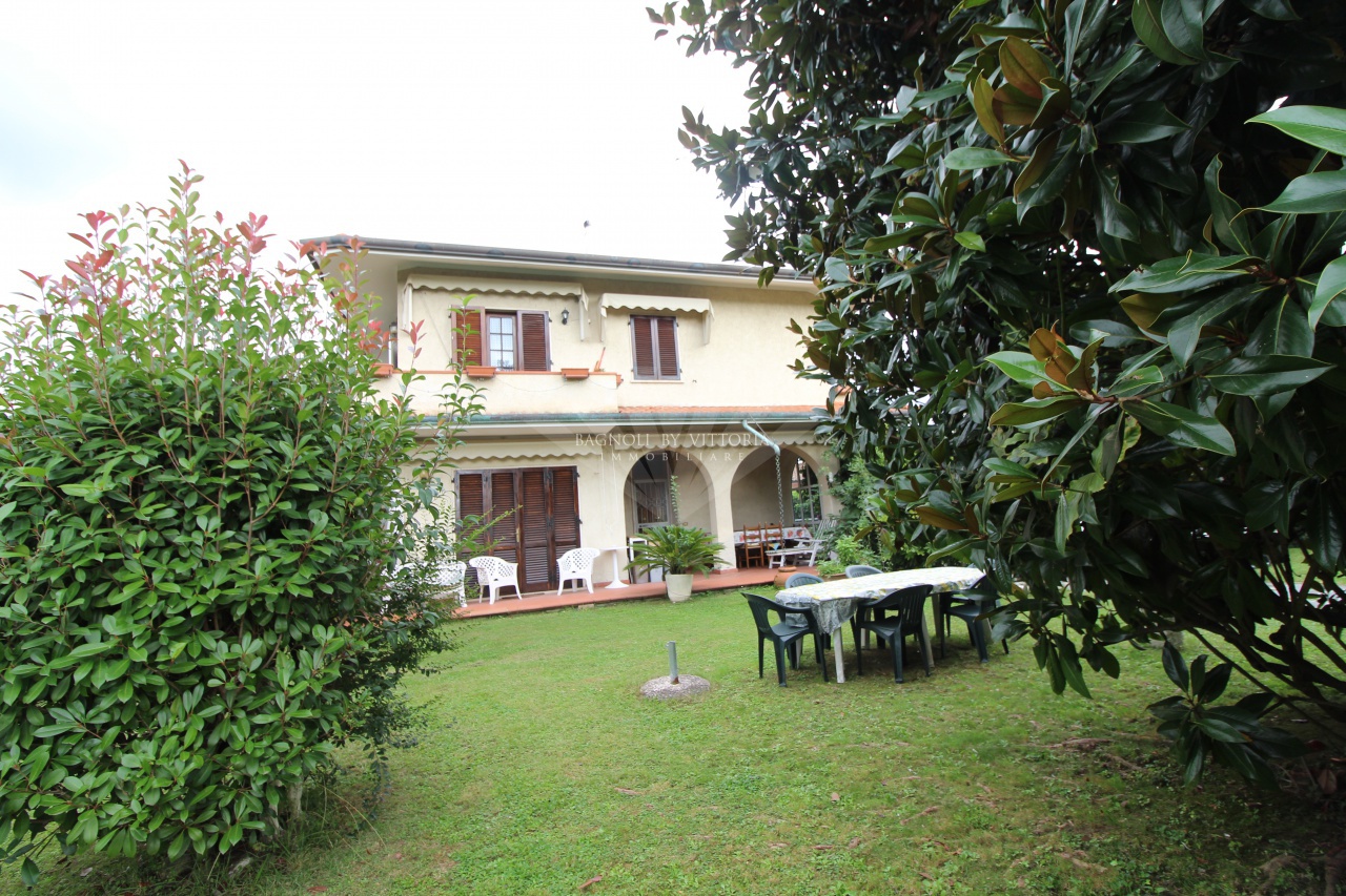 Villa in vendita a Pietrasanta