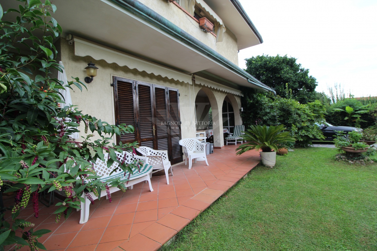 Villa in vendita a Pietrasanta