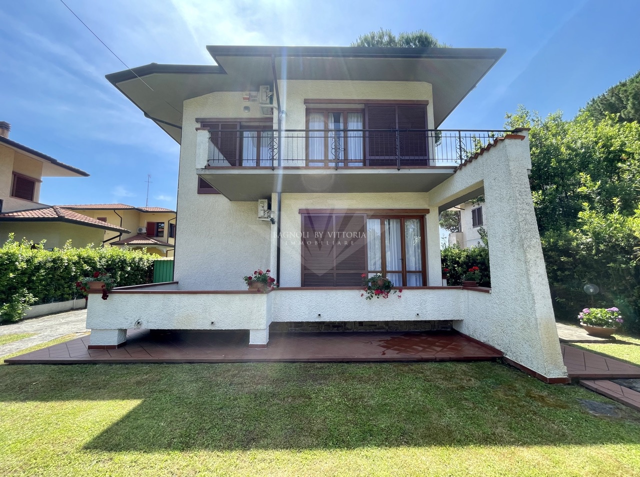 Villa arredata in affitto in via ricasoli, Pietrasanta