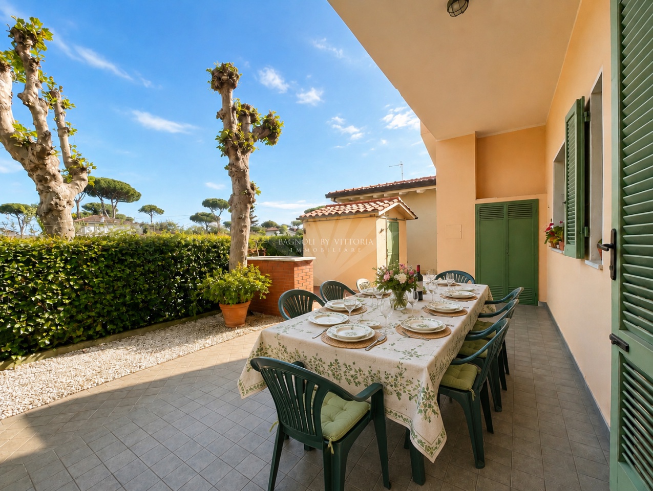 Appartamento con giardino in via firenze, Pietrasanta