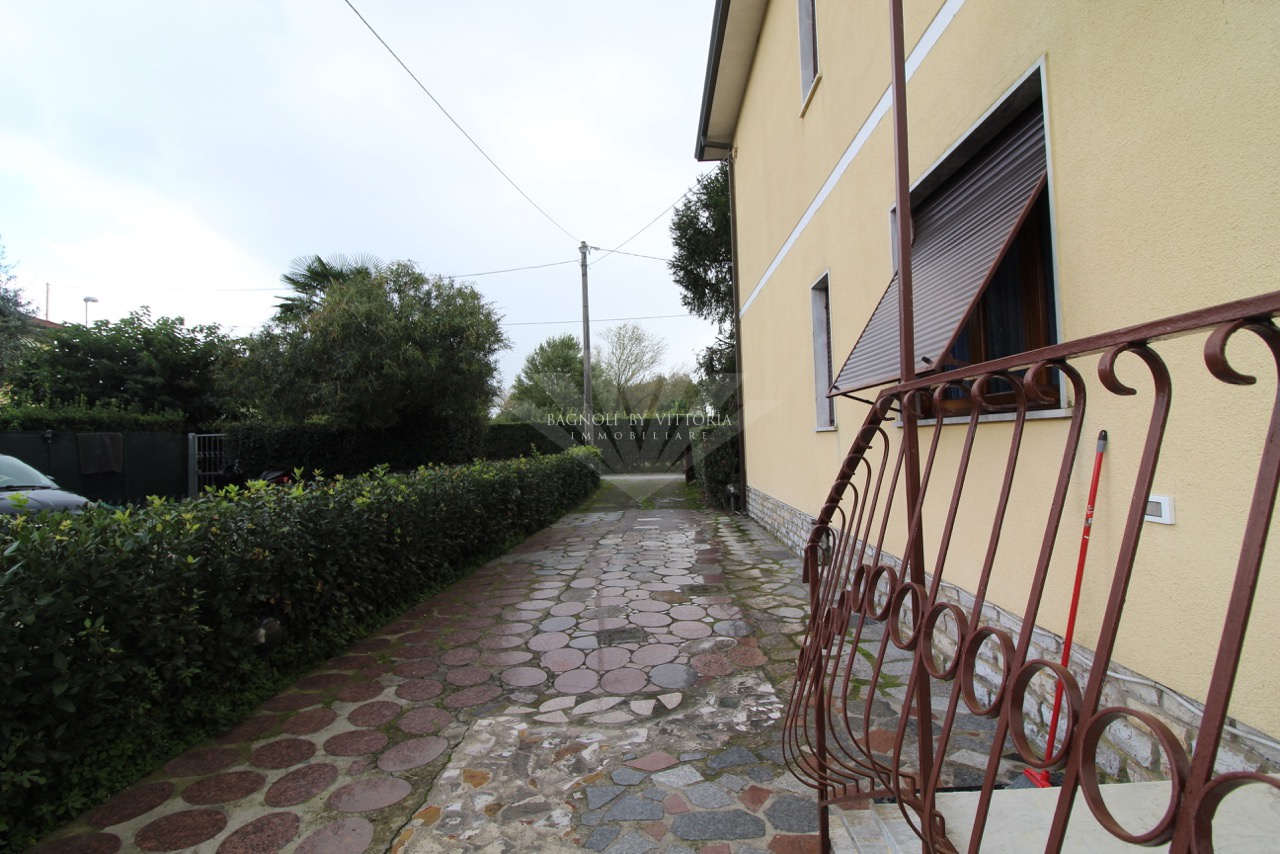 Appartamento arredato in affitto a Pietrasanta