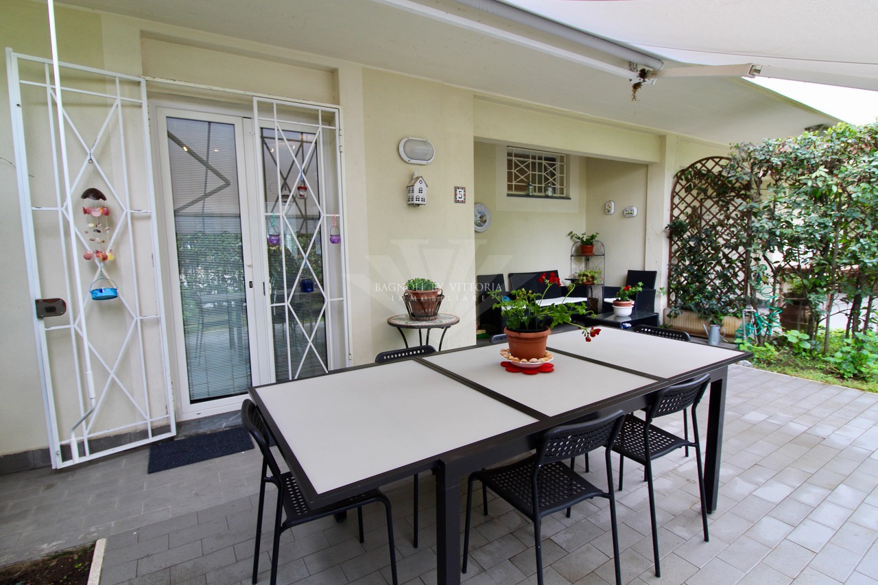 Casa vacanza in vendita in via giacomo leopardi, Pietrasanta