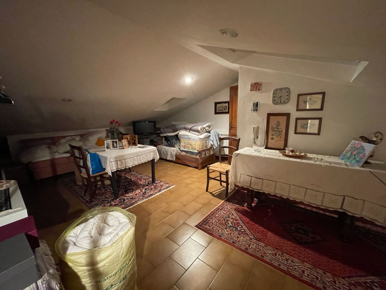 Villa con giardino in via tonfano, Pietrasanta