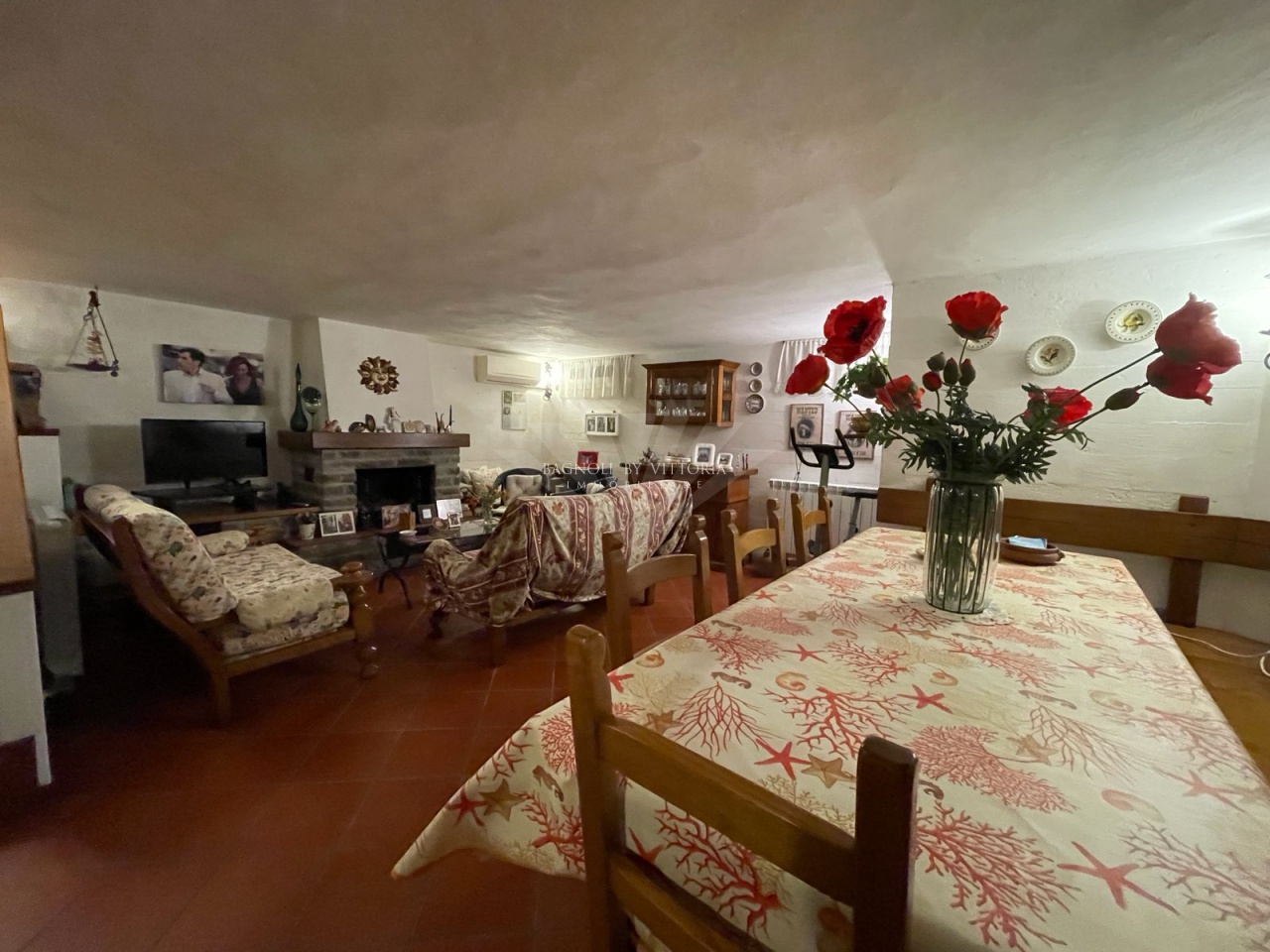 Villa con giardino in via tonfano, Pietrasanta