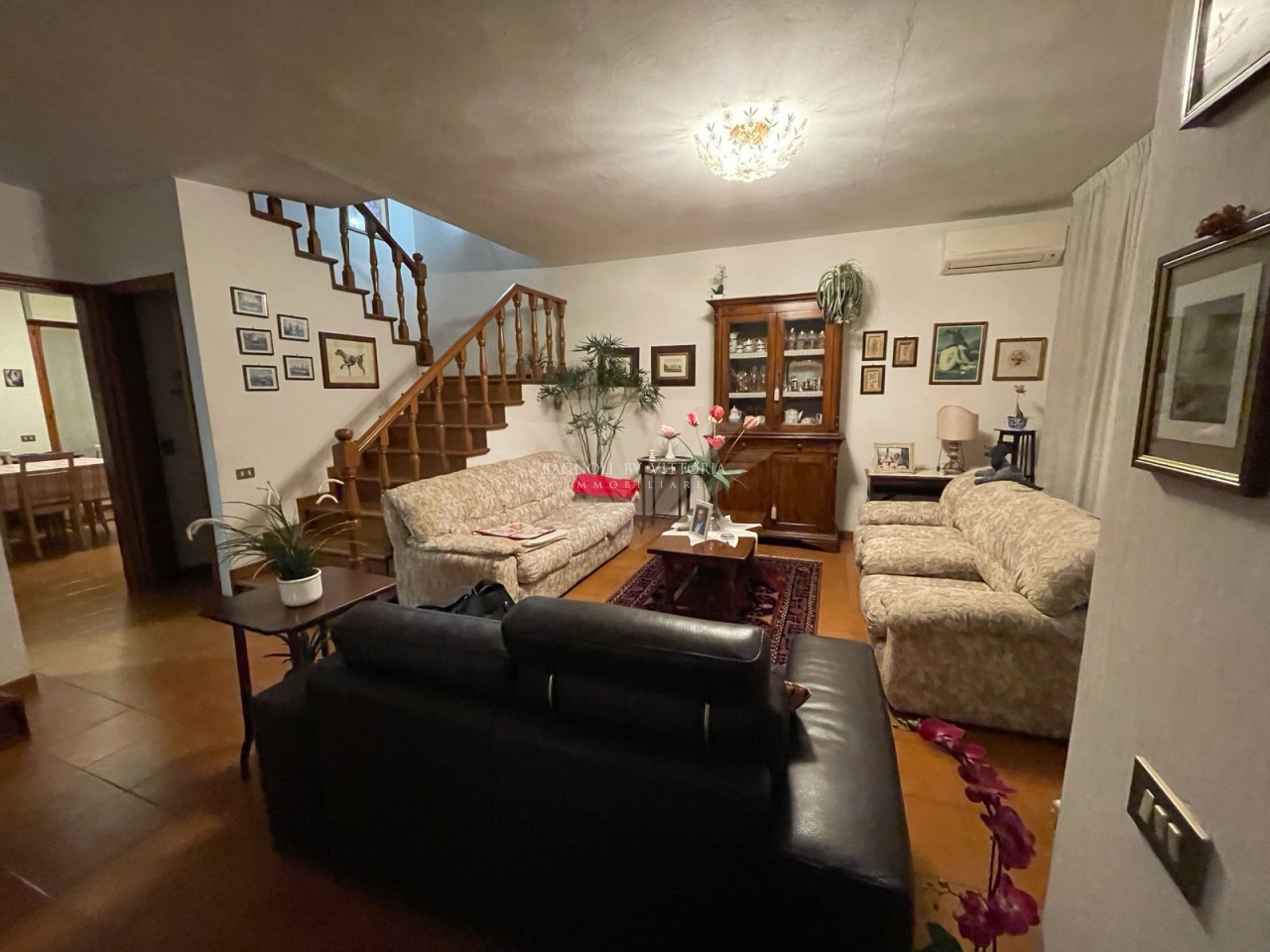 Villa con giardino in via tonfano, Pietrasanta