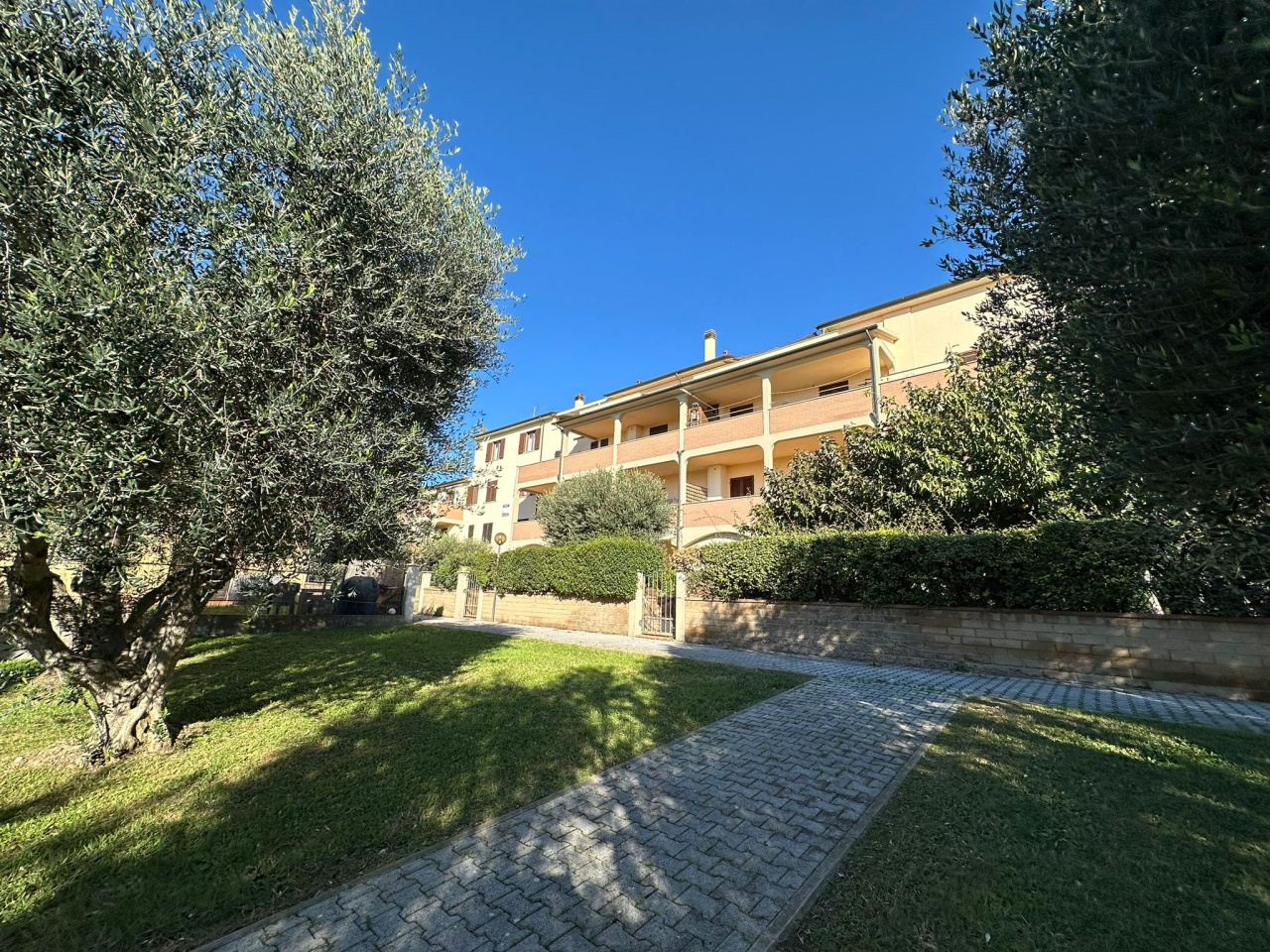 Casa indipendente in vendita a Campiglia Marittima