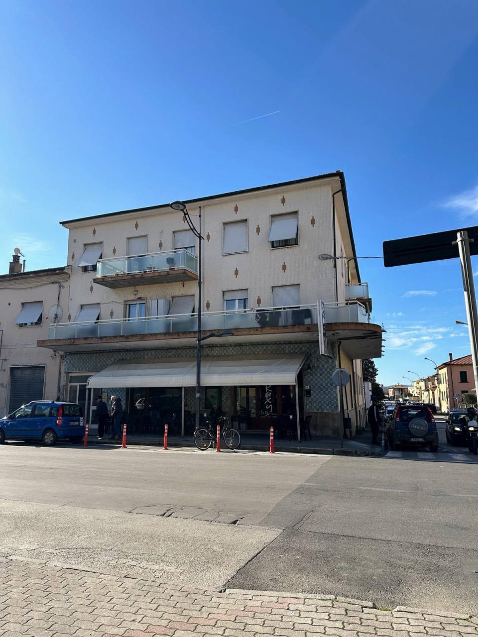 Quadrilocale con terrazzo a Campiglia Marittima