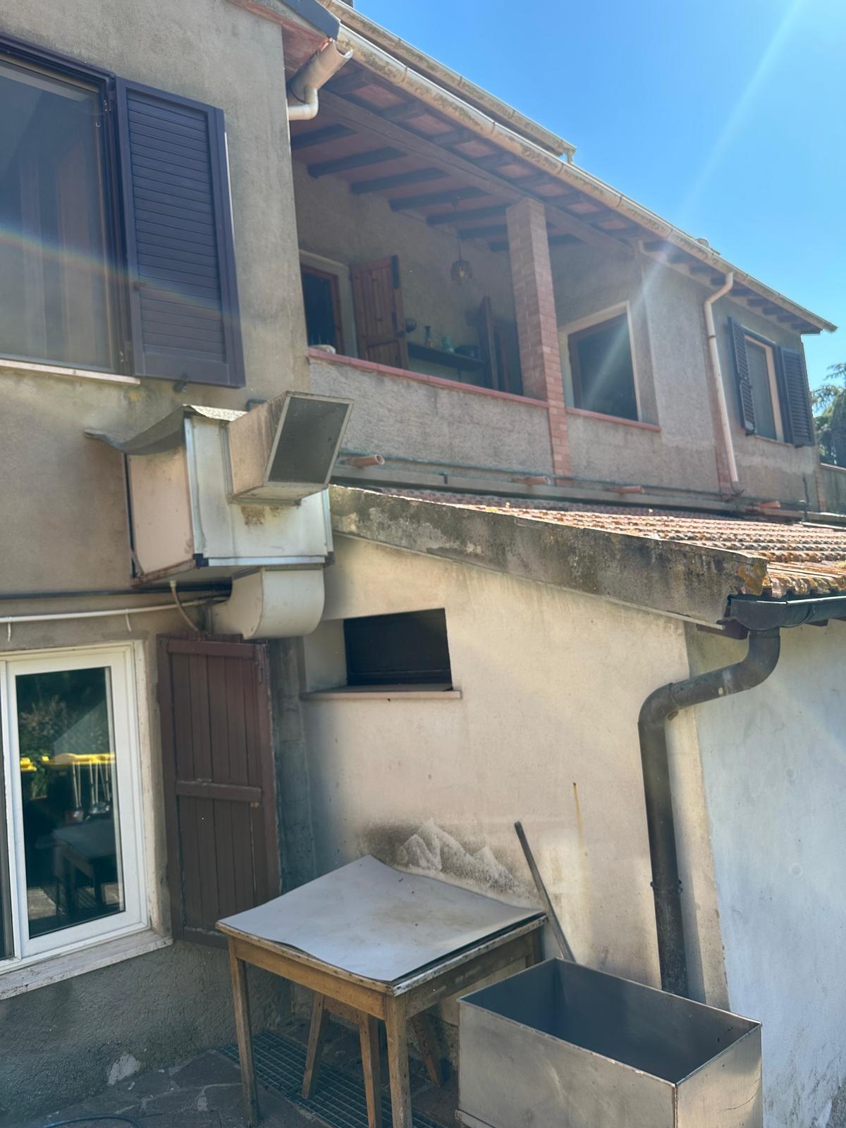 Casa indipendente in vendita, Sassetta campagna sud