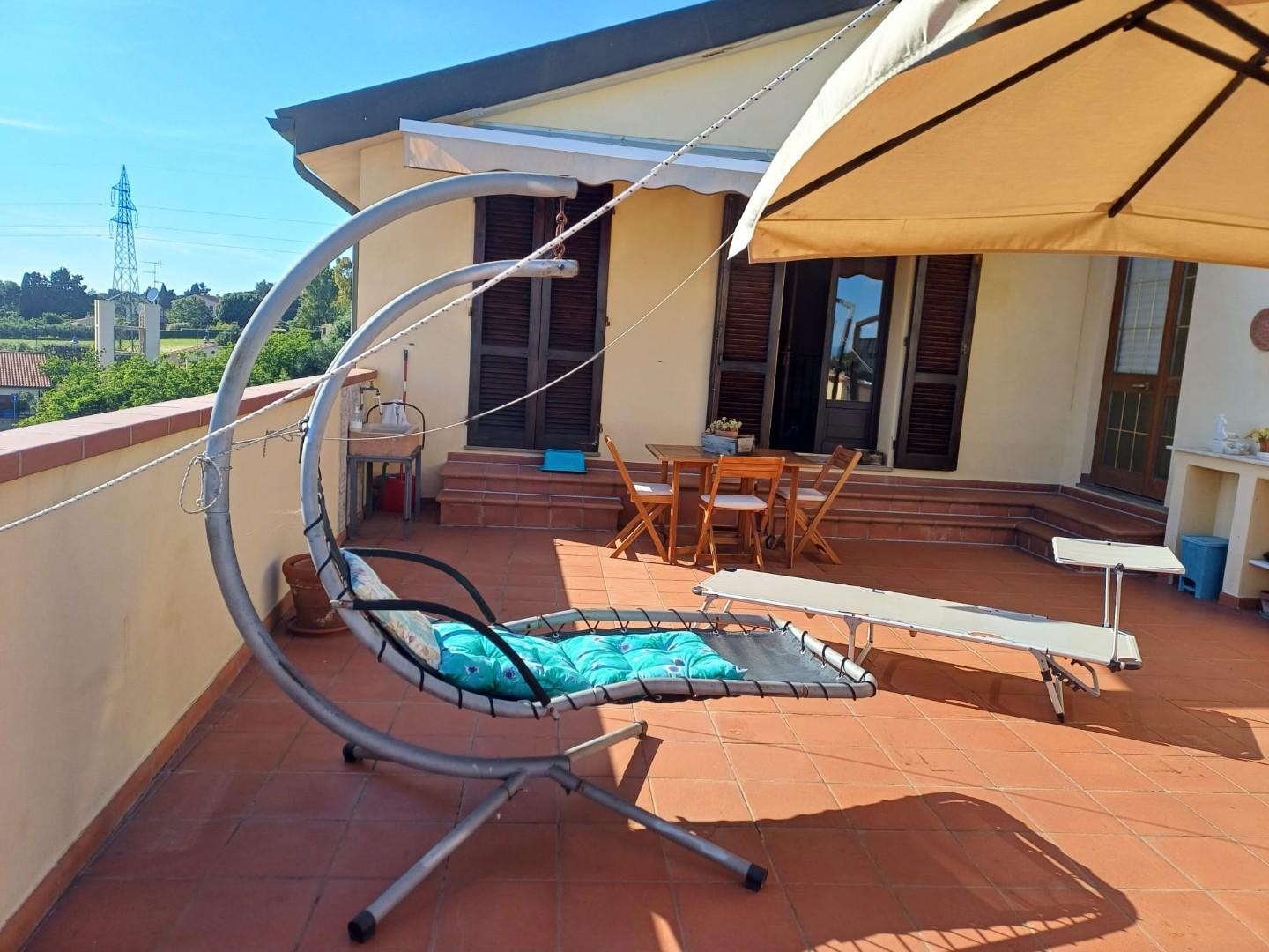 Attico con terrazzo, Campiglia Marittima venturina