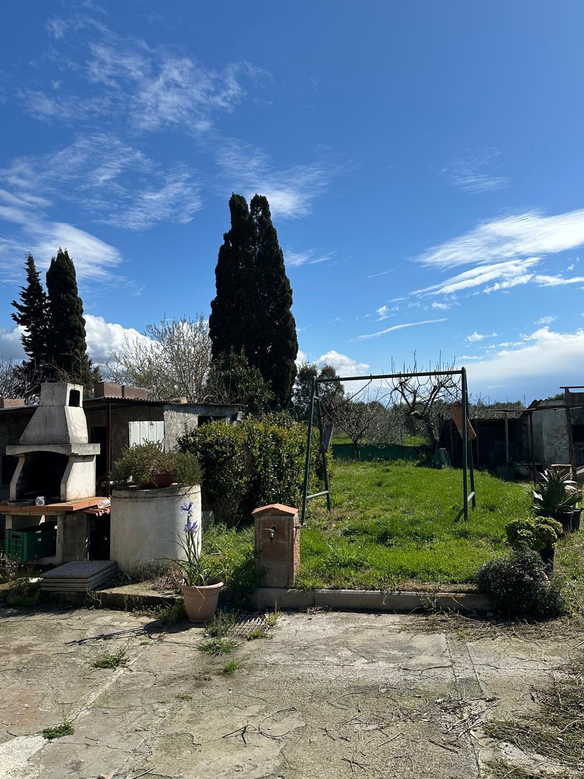 Appartamento con giardino, Campiglia Marittima campiglia stazione