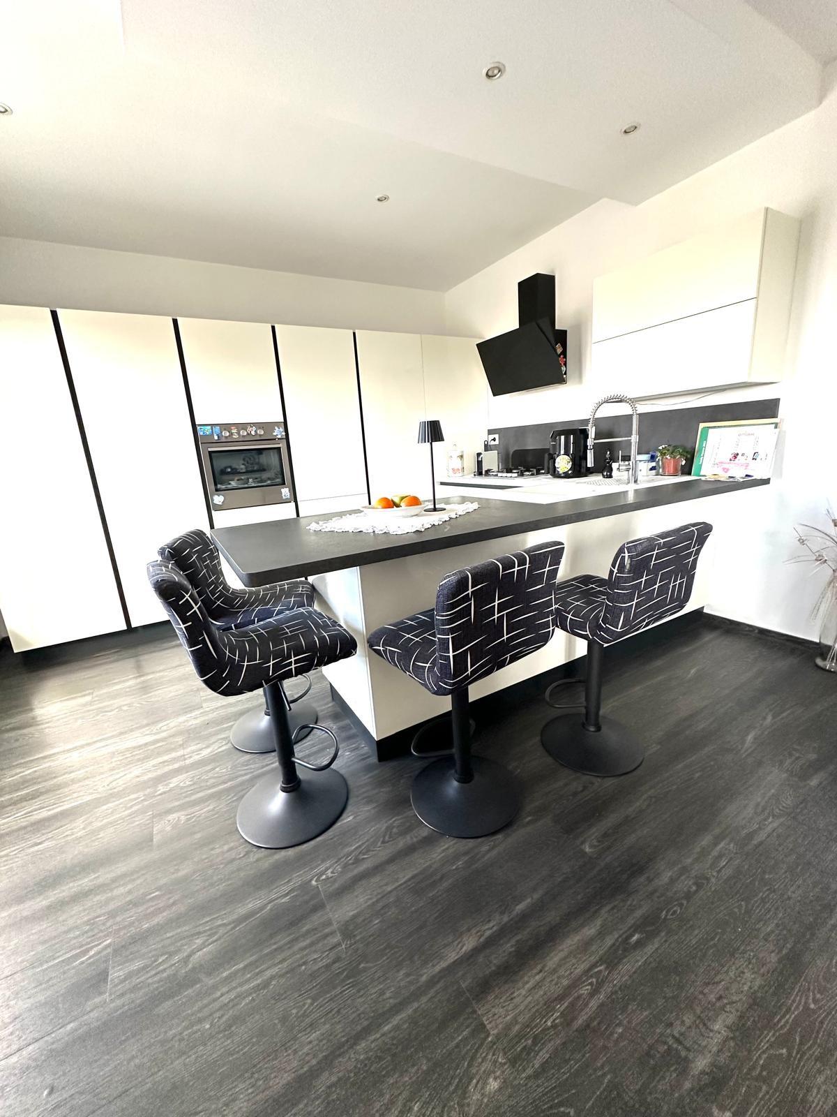 Quadrilocale ristrutturato, Campiglia Marittima venturina