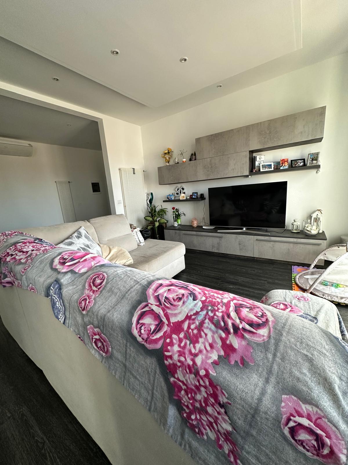 Quadrilocale ristrutturato, Campiglia Marittima venturina