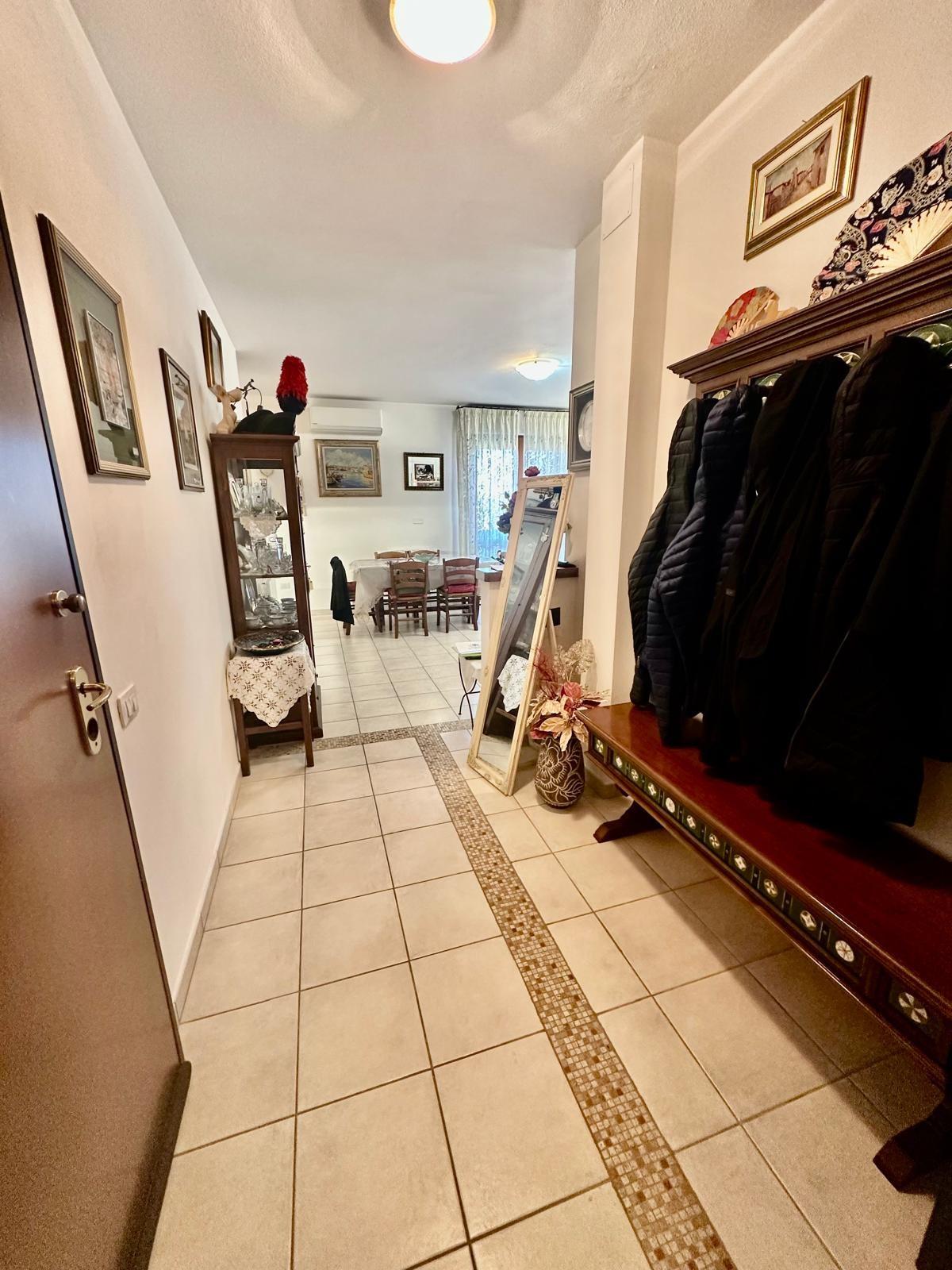 Trilocale in vendita, Campiglia Marittima venturina