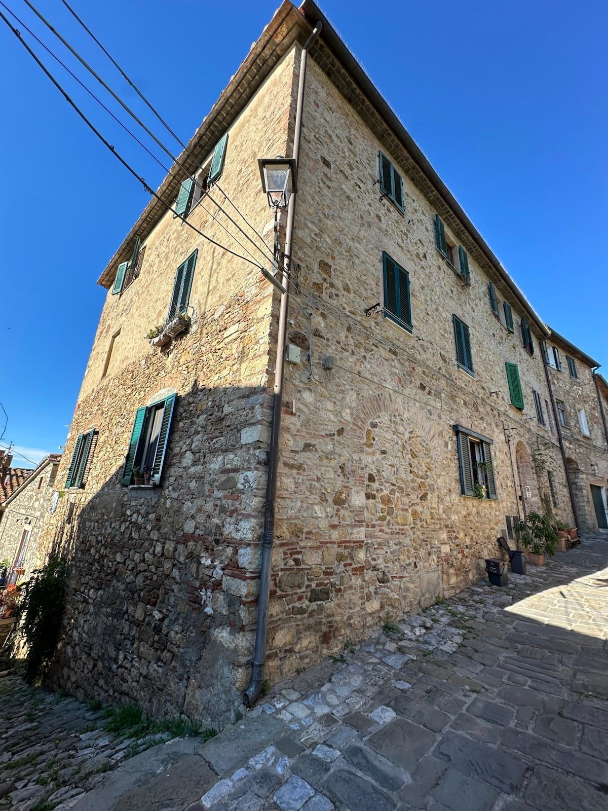 Quadrilocale in vendita a Suvereto