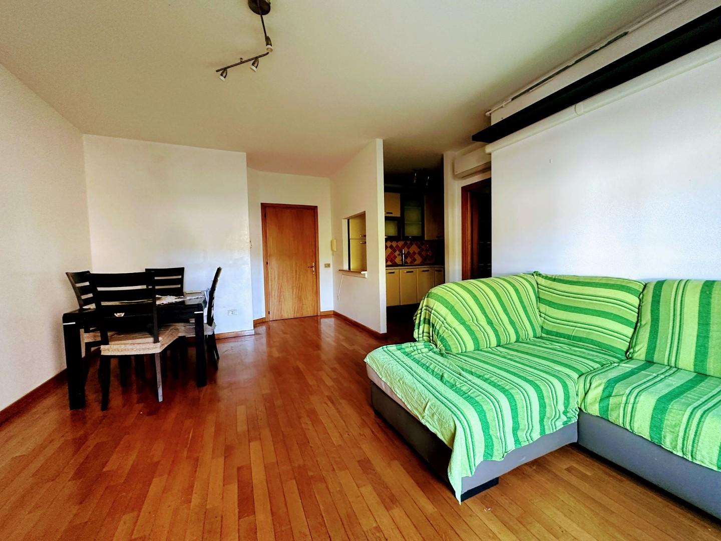 Bilocale con terrazzo, Campiglia Marittima venturina