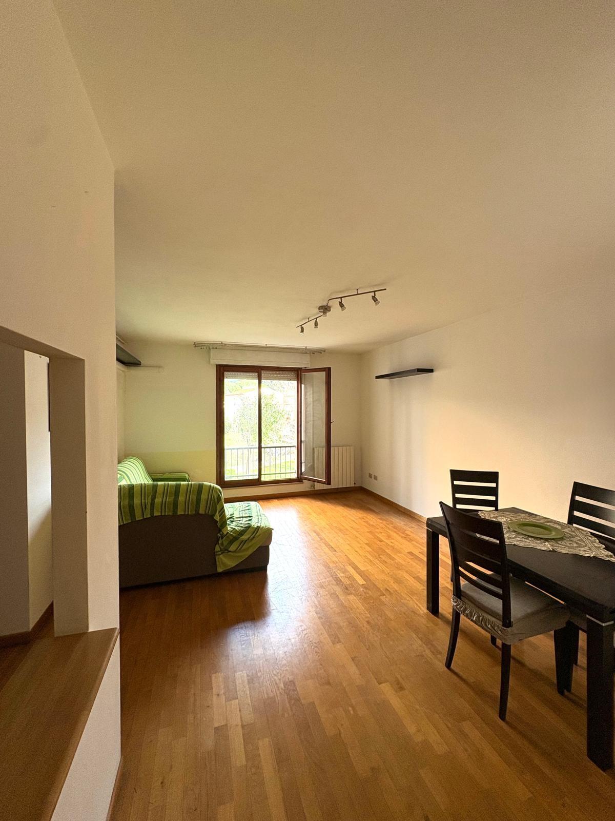 Bilocale con terrazzo, Campiglia Marittima venturina