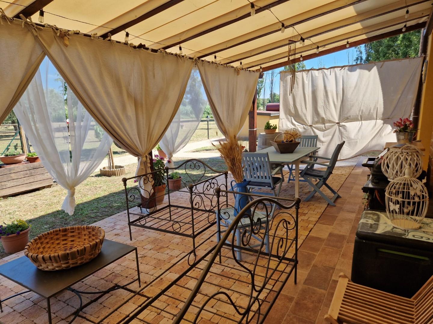 Casa indipendente con giardino, Campiglia Marittima venturina terme