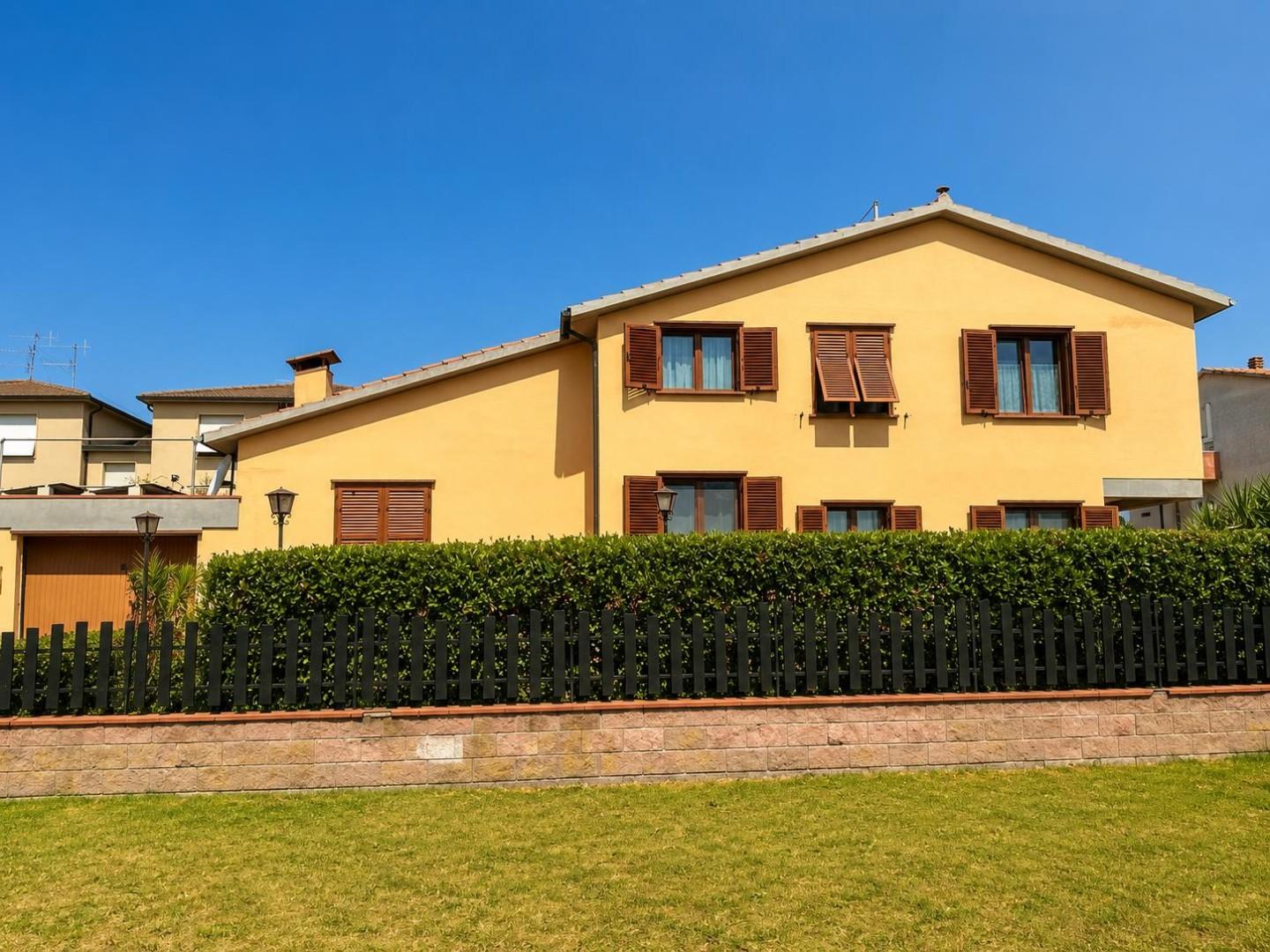 Villa con giardino, Campiglia Marittima venturina terme