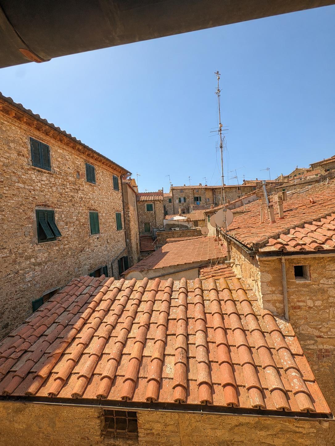 Attico in vendita a Campiglia Marittima