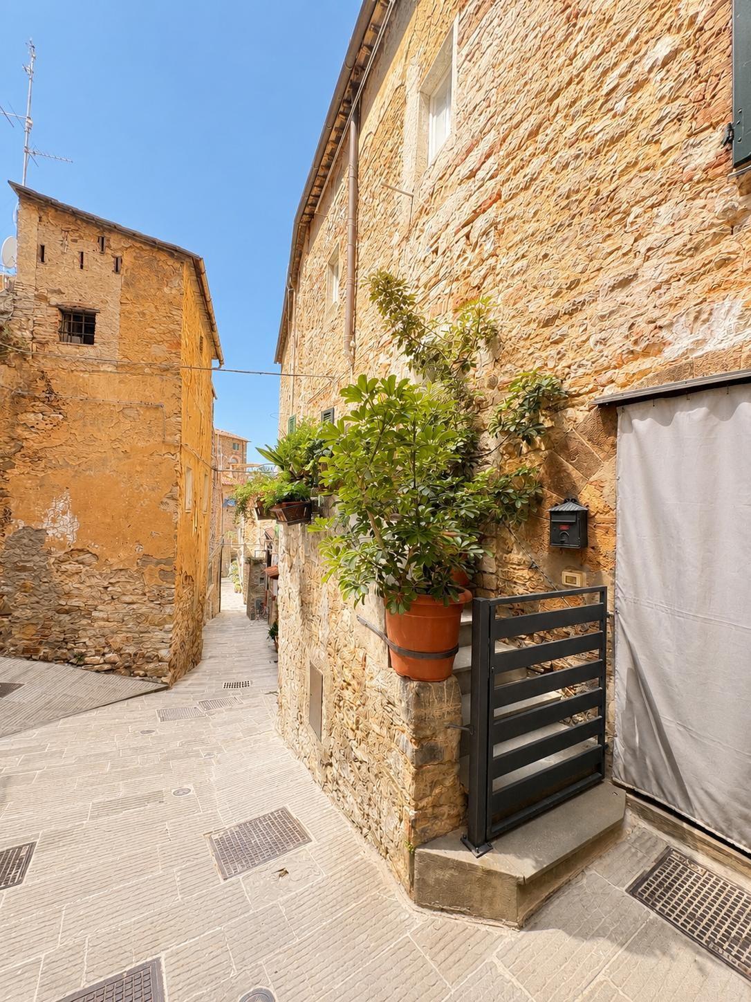 Attico in vendita a Campiglia Marittima