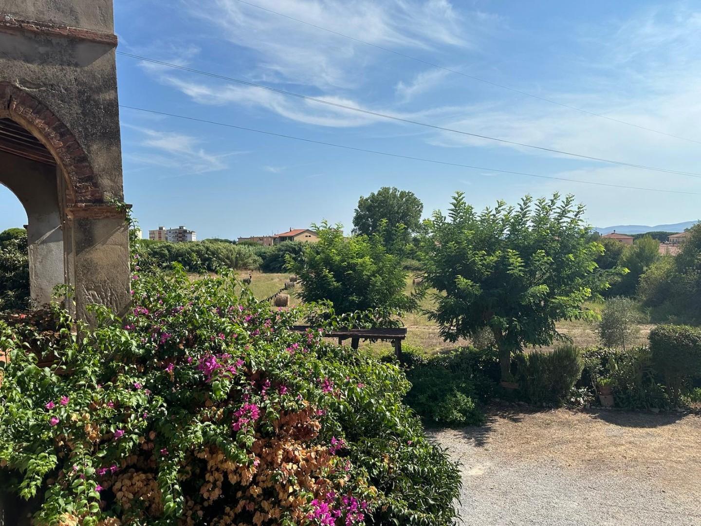 Bilocale arredato in affitto, Campiglia Marittima venturina terme