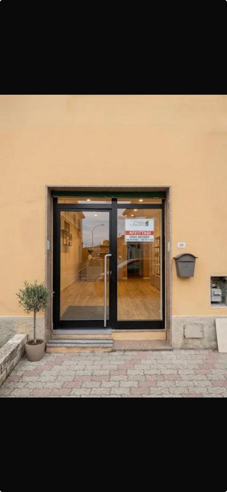 Locale commerciale in affitto, Campiglia Marittima venturina terme