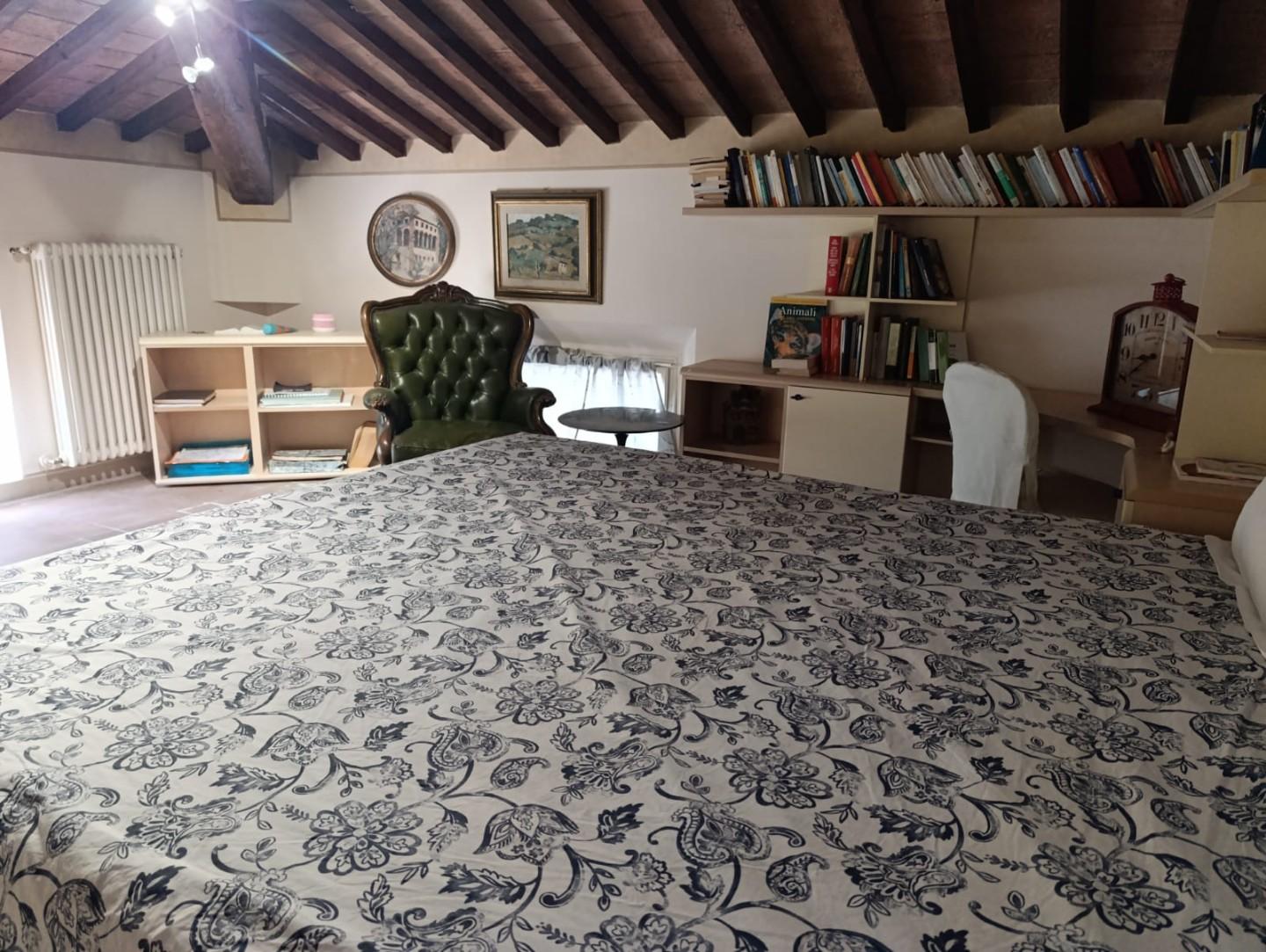 Stanza Singola con giardino a Ponsacco