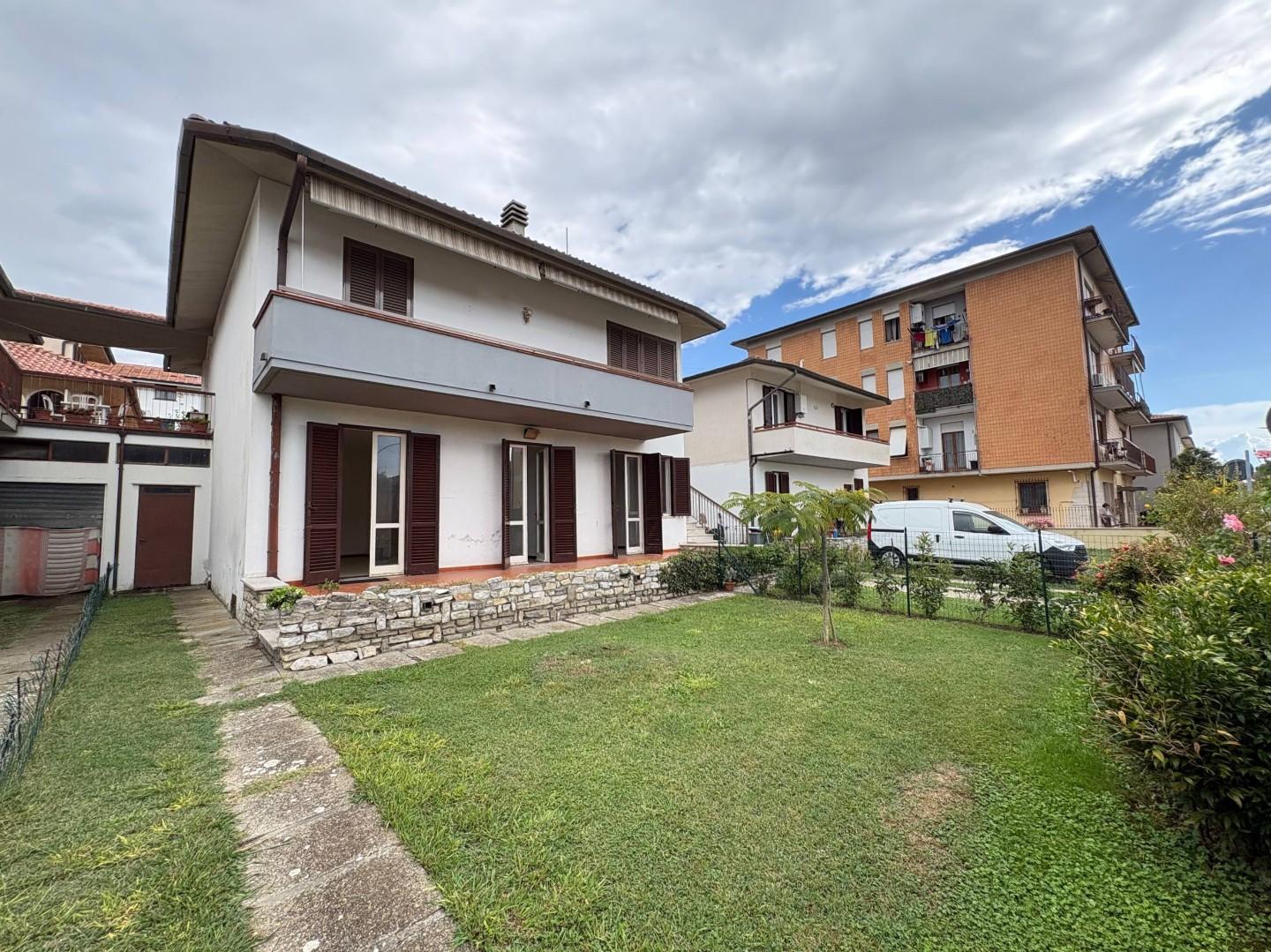 Appartamento con giardino a Ponsacco