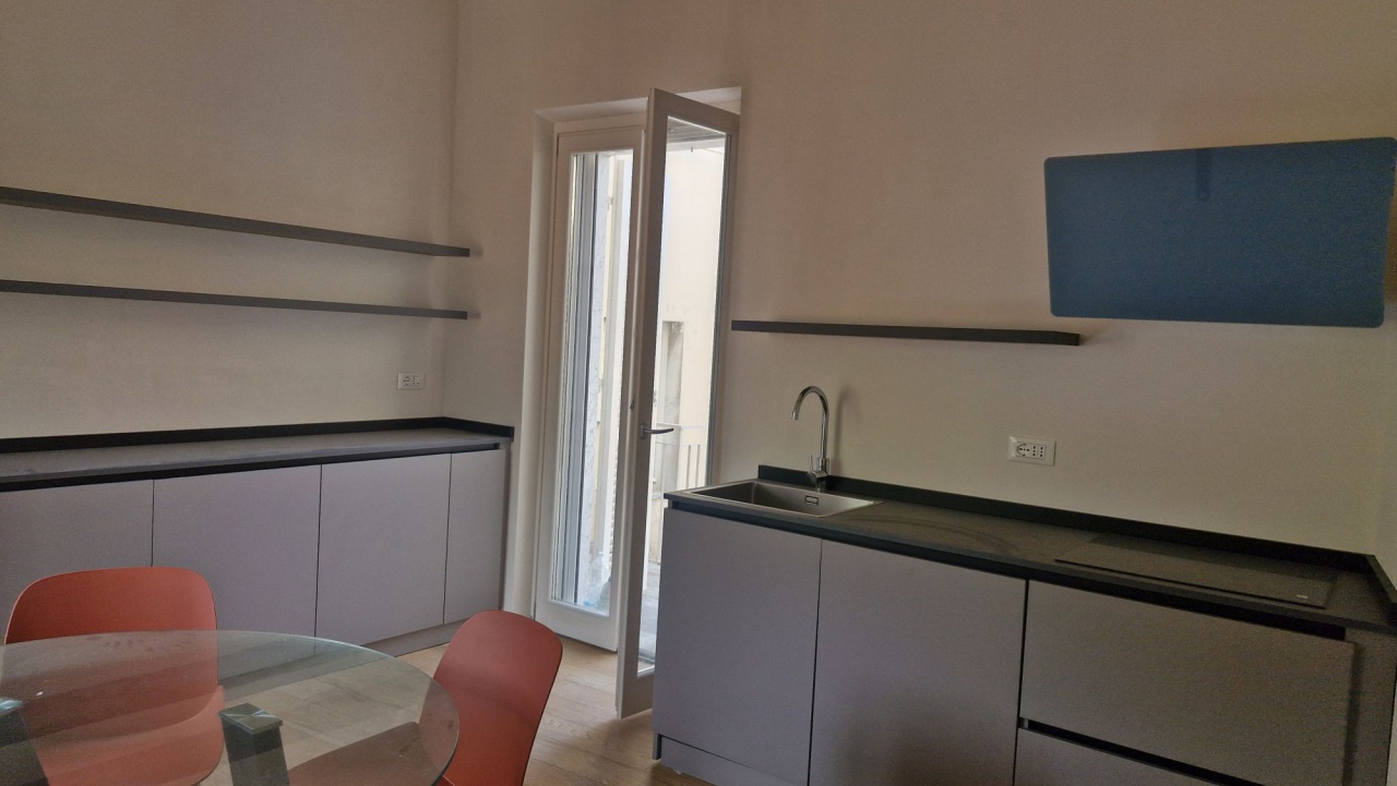 Trilocale con terrazzo a Pietrasanta