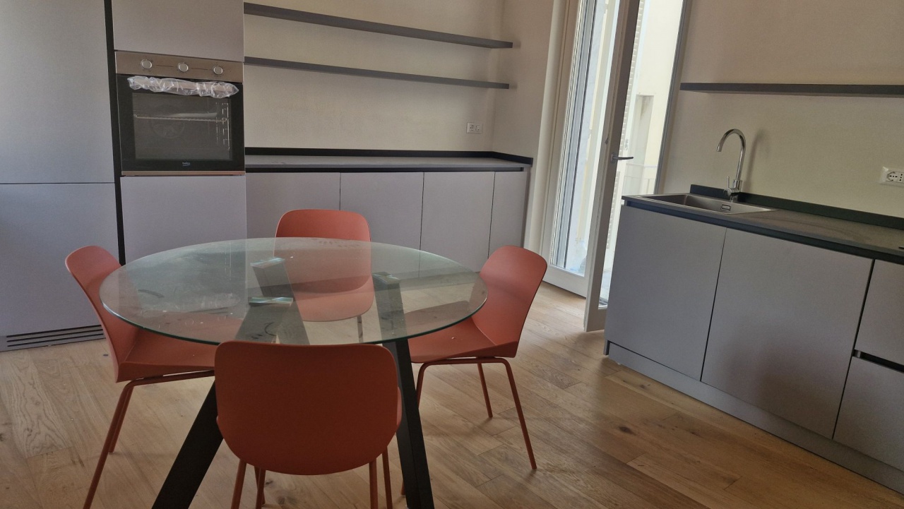 Trilocale con terrazzo a Pietrasanta