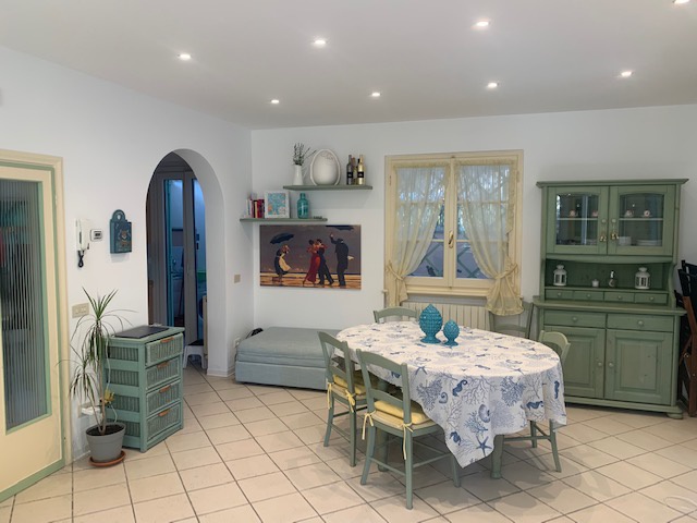 Casa indipendente con giardino a Pietrasanta