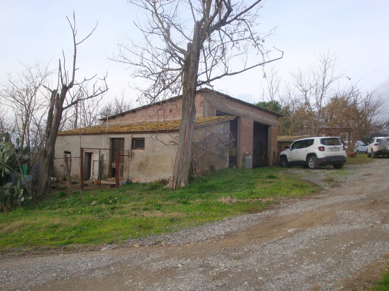 Rustico in vendita a Montecatini Val di Cecina
