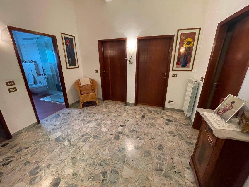 Casa indipendente con giardino a Calenzano