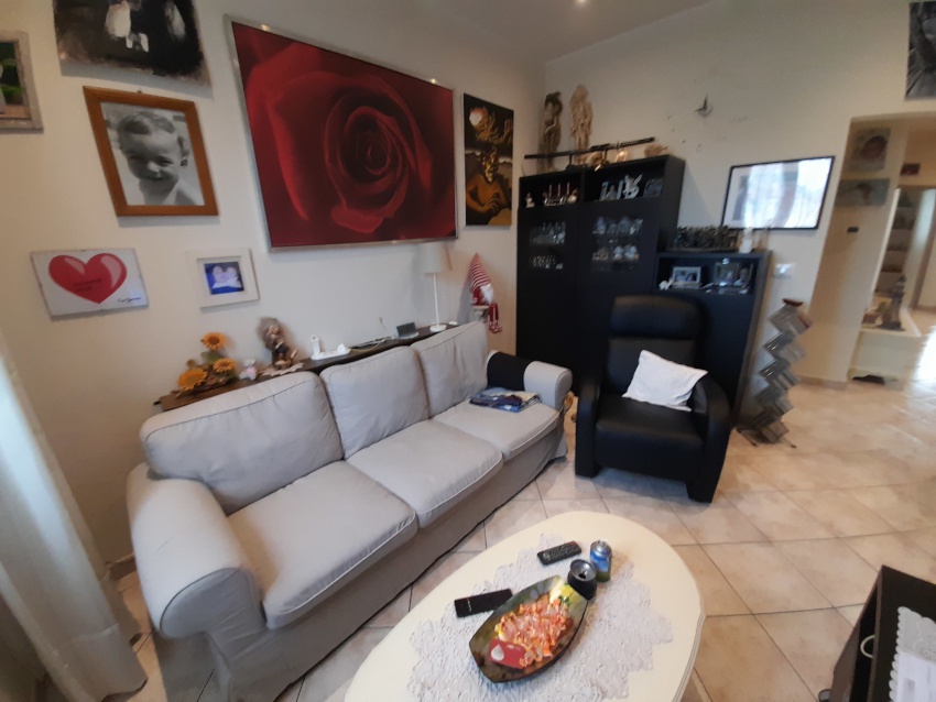 Appartamento con terrazzo a Prato