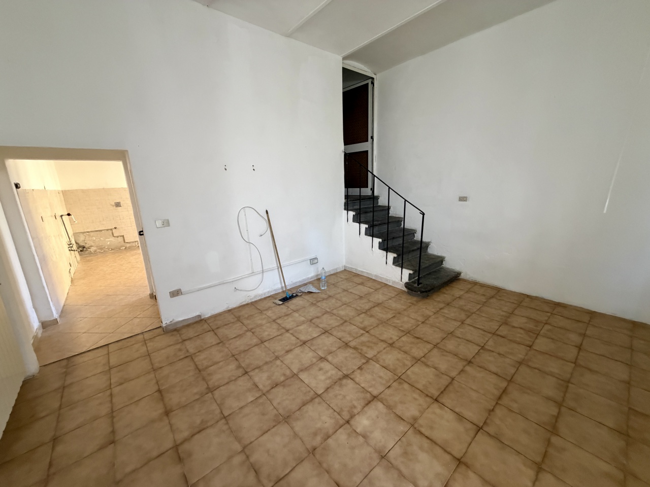 Casa indipendente con giardino a Prato