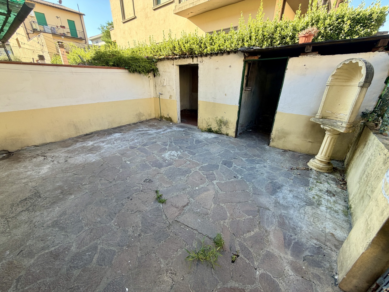 Casa indipendente con giardino a Prato