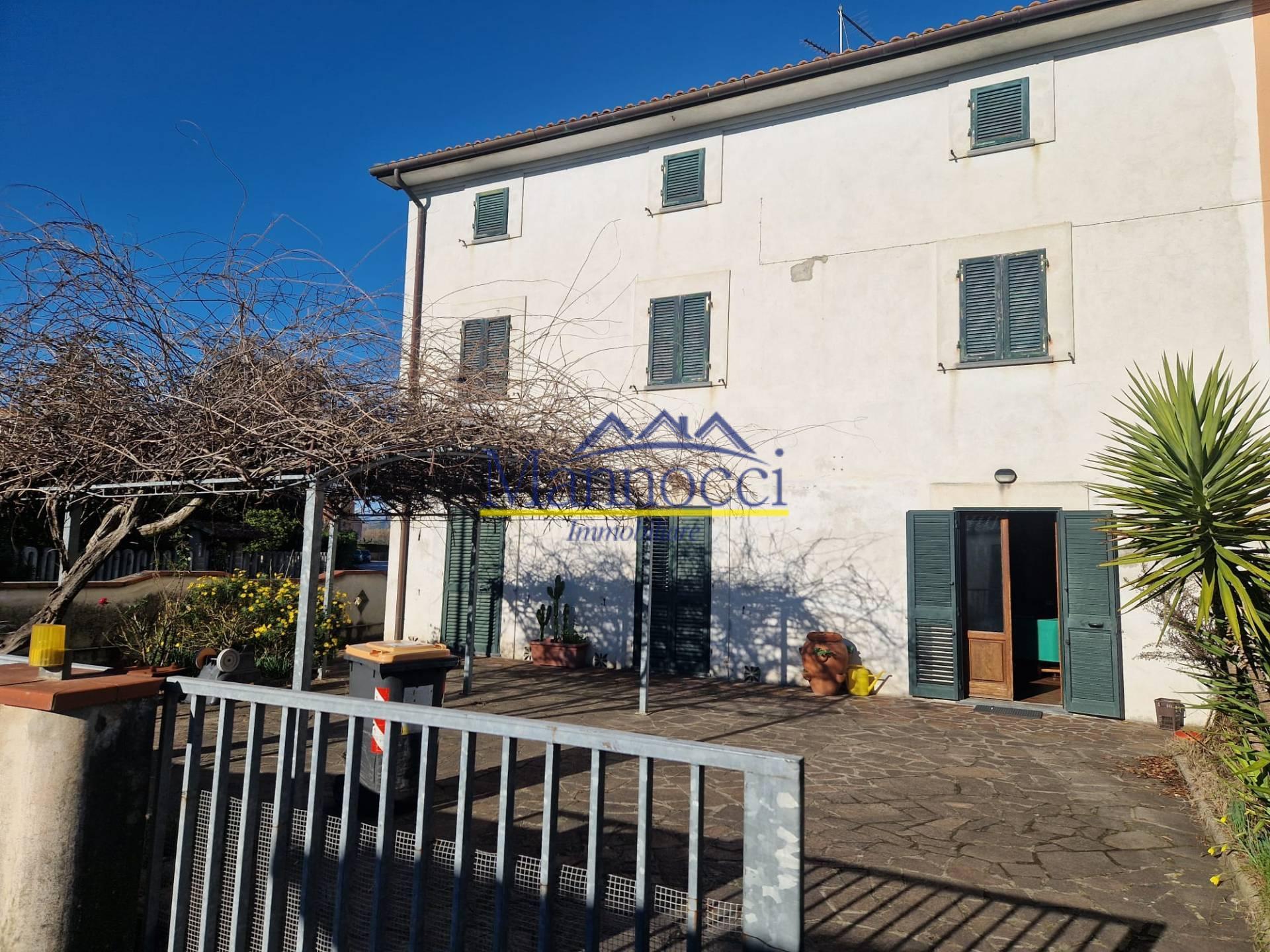 Rustico in vendita a Cascina