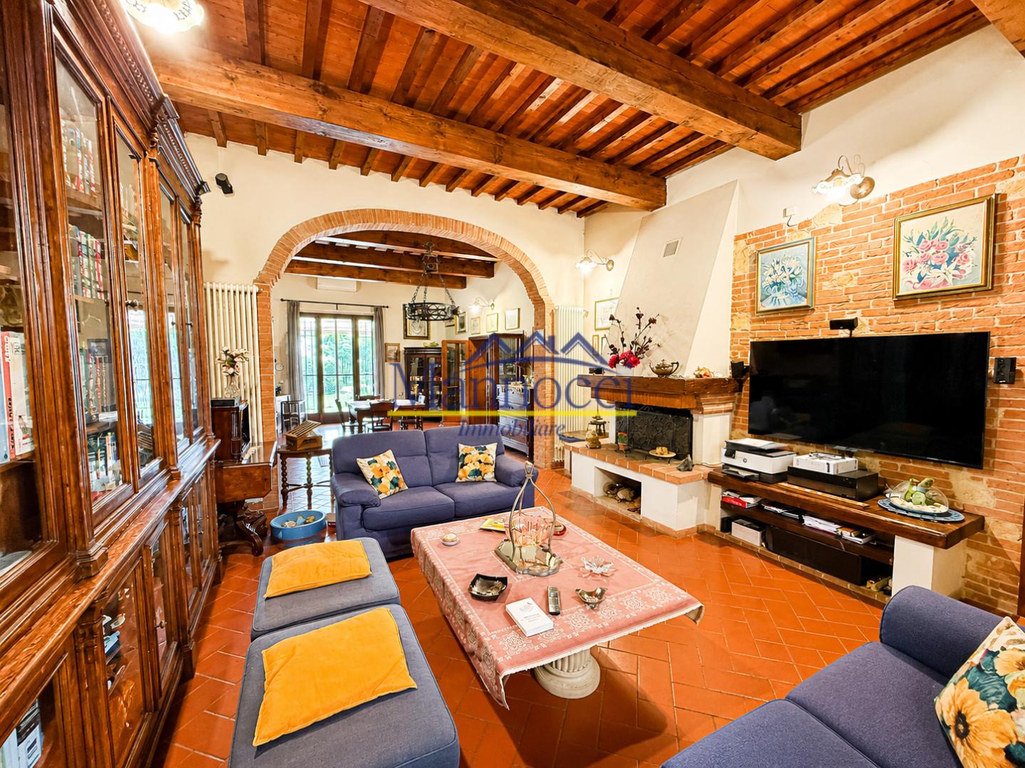 Rustico con giardino, Cascina santo stefano a macerata