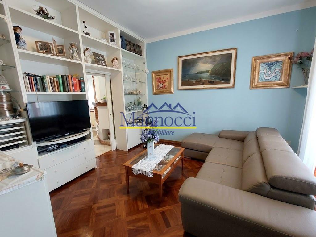 Casa indipendente con giardino, Cascina san lorenzo alle corti