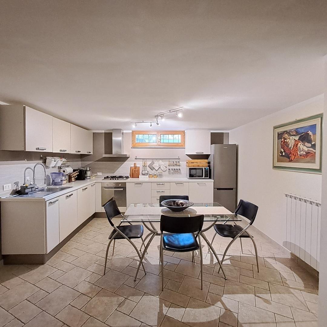 Villa Bifamiliare con giardino, Massarosa citt�
