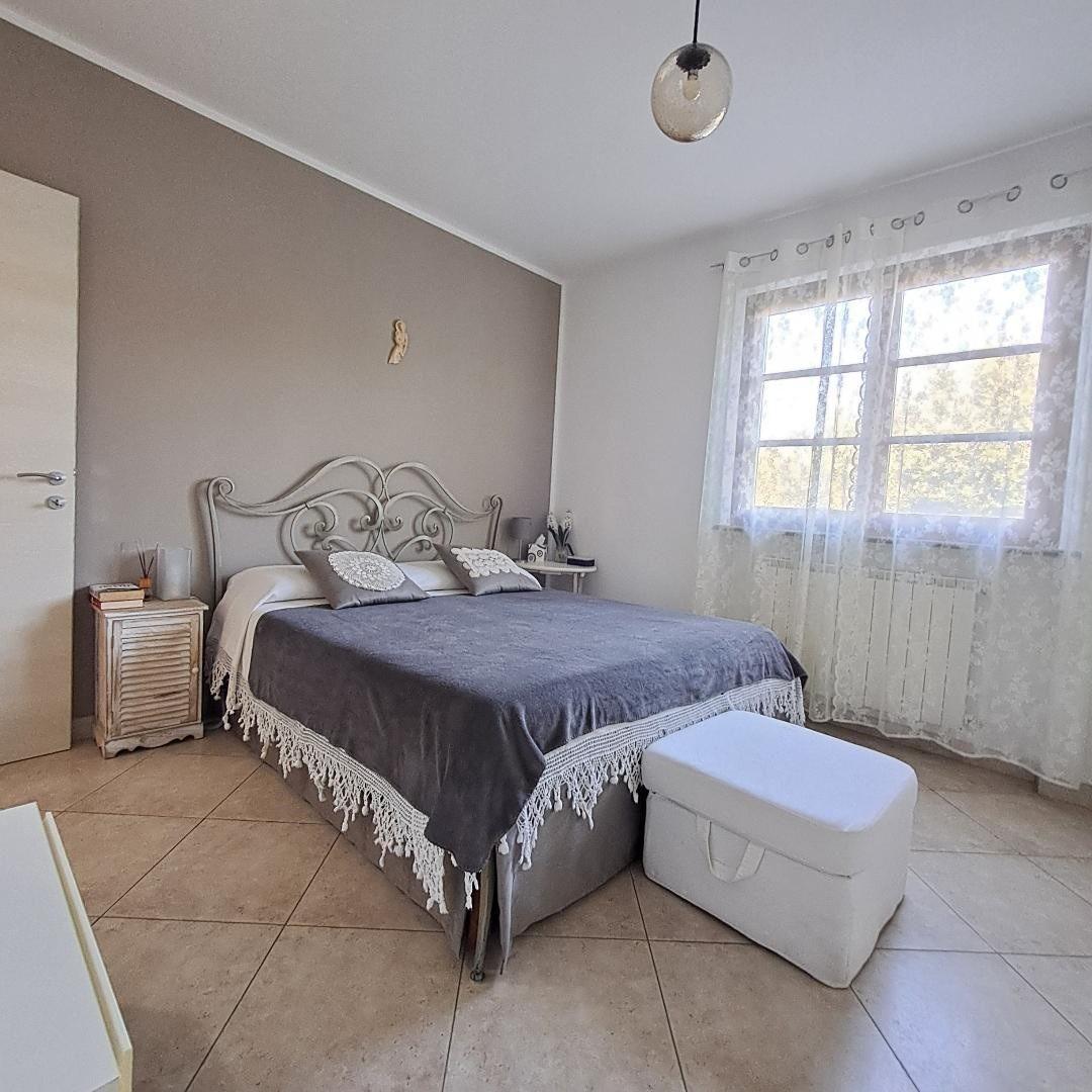 Villa Bifamiliare con giardino, Massarosa citt�