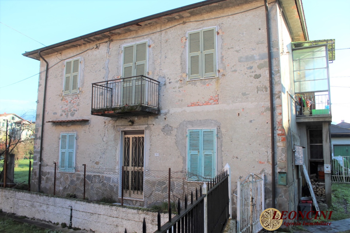 Casa indipendente in vendita a Villafranca in Lunigiana