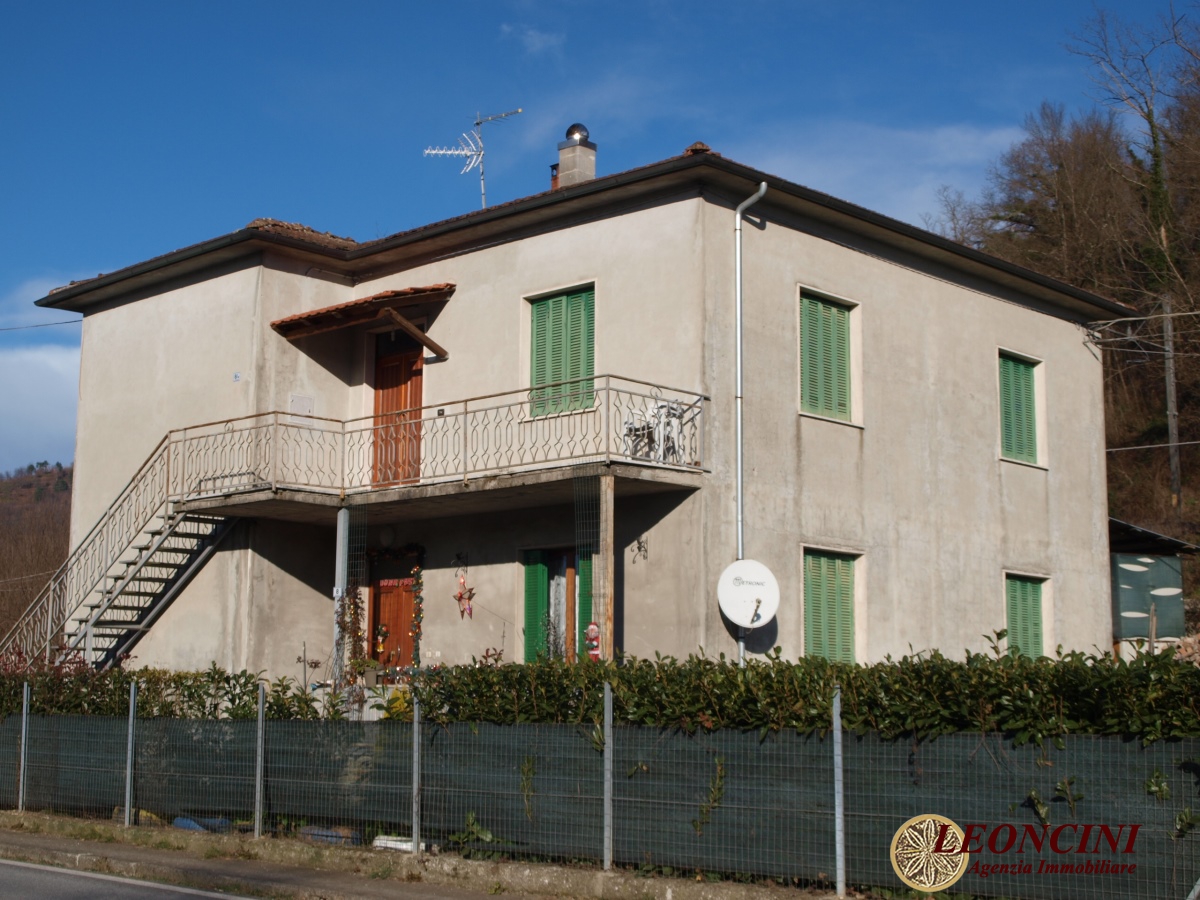 Casa indipendente in vendita a Filattiera