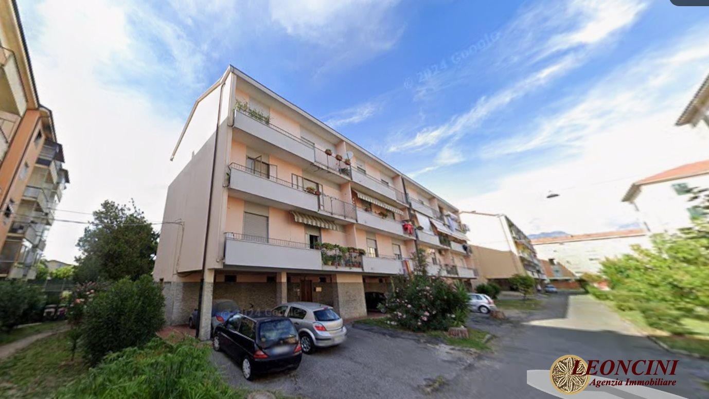 Quadrilocale in vendita, Carrara avenza