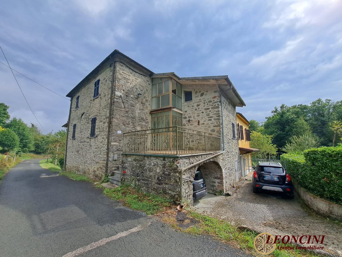 Casa indipendente in vendita, Tresana villa