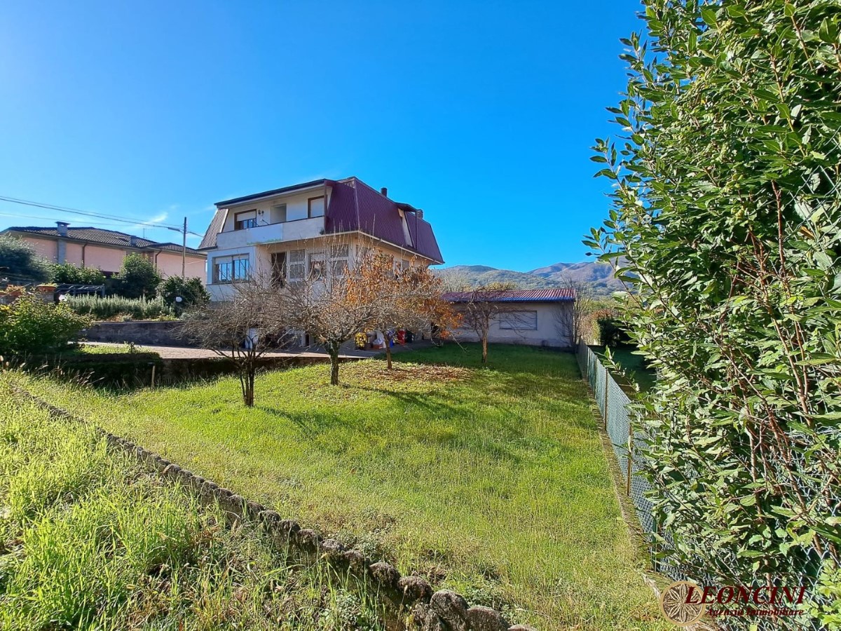 Villa in vendita a Villafranca in Lunigiana