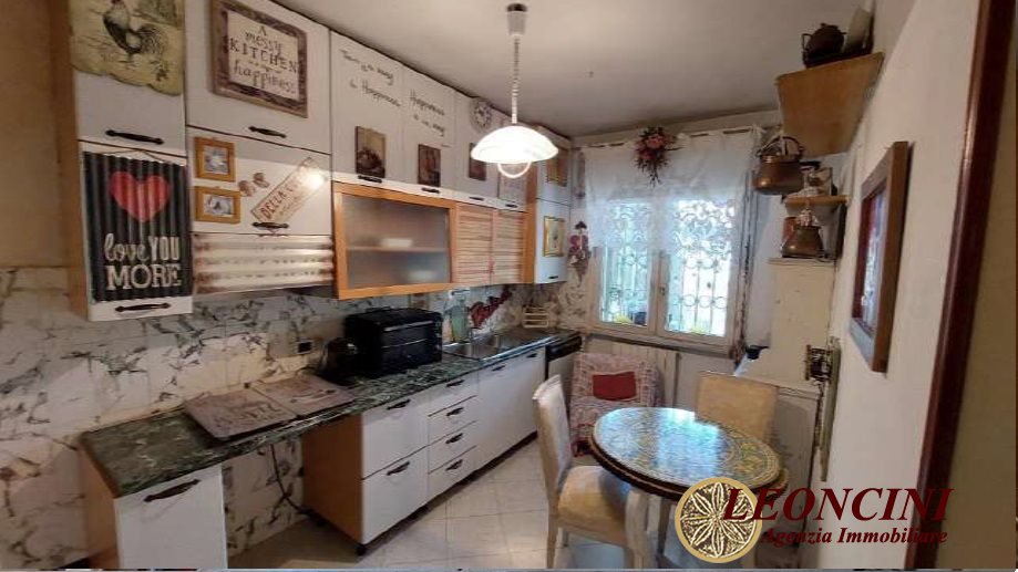 Quadrilocale in vendita, Massa quercioli