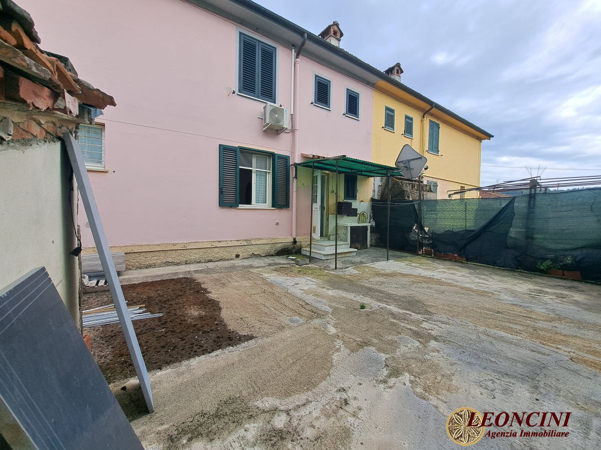 Quadrilocale in vendita a Villafranca in Lunigiana