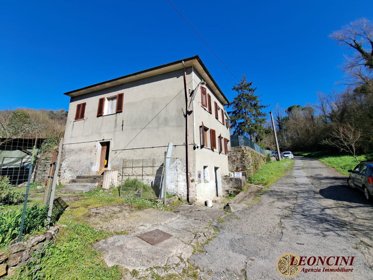 Rustico in vendita a Podenzana